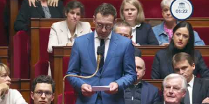 Question de M. Julien DIVE - Retraites agricoles